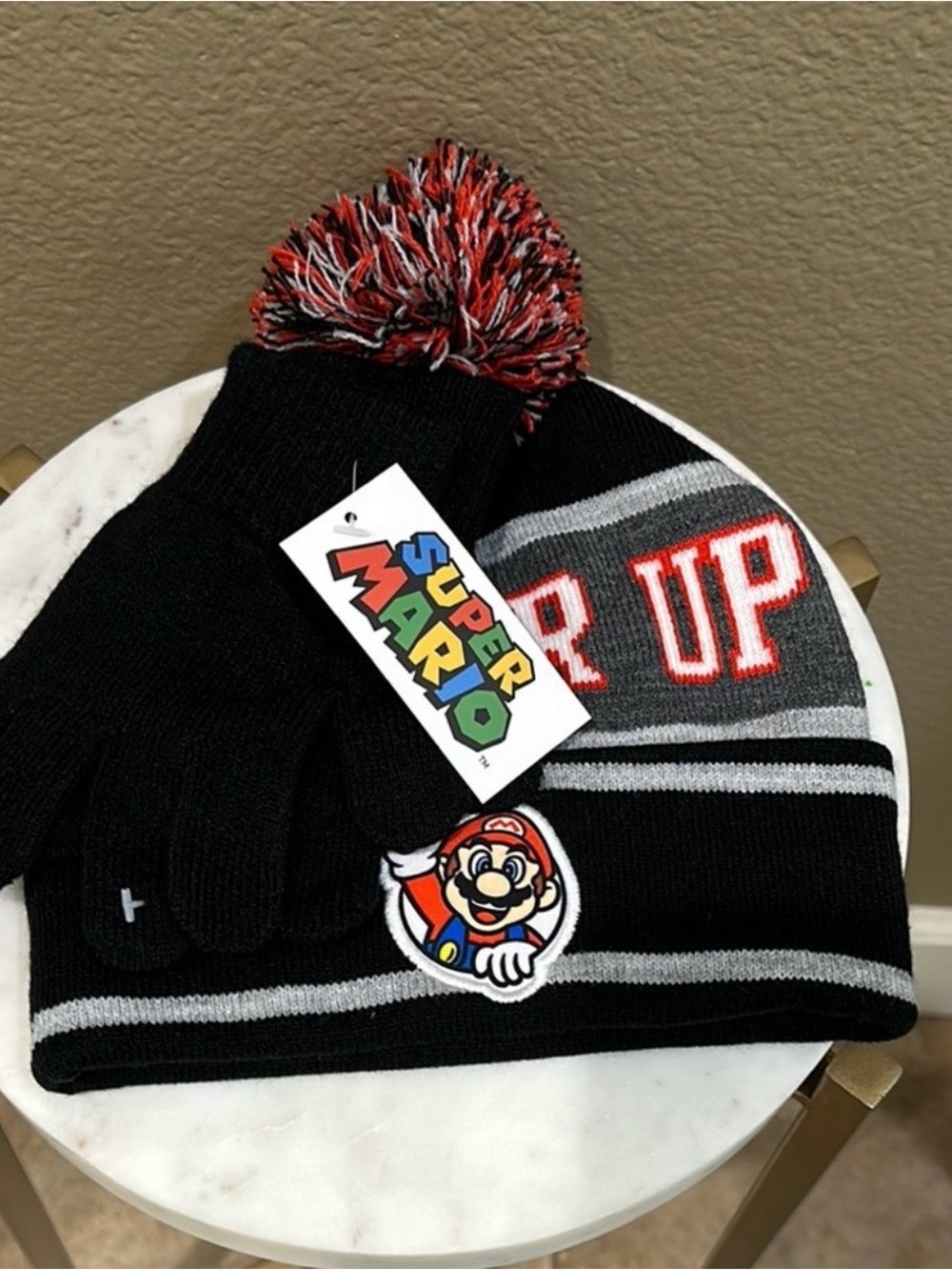 Nintendo Kids Black, Gray & Red Pom Beanie and Glove Set